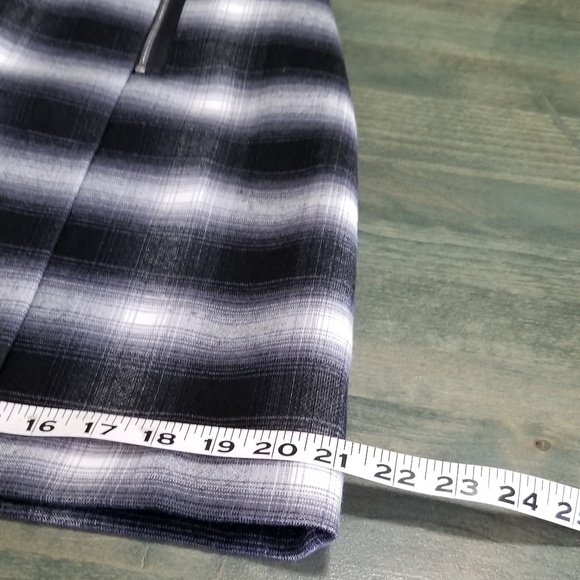 Loft Skirt Black/Grey/Off White NWOT - Picture 5 of 8